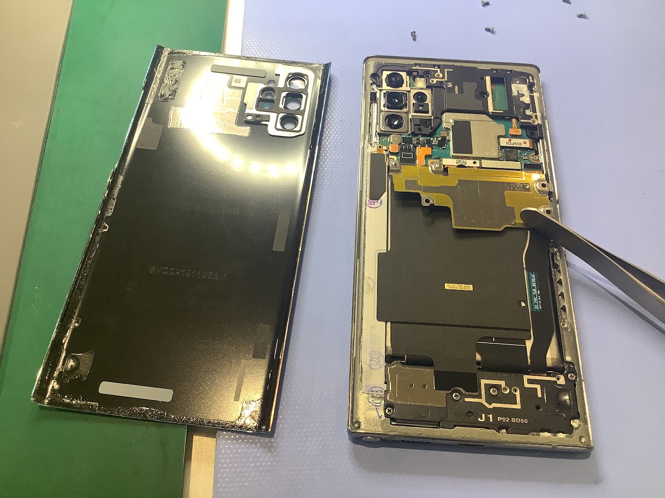 Galaxy noteのバッテリー交換最短即日修理のスマホ修理工房中野ブロードウェイ店にご相談ください！